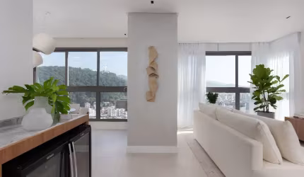 Oportunidade de inverno 3 suites, 2 vagas, mobiliado alto padrão