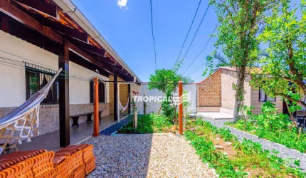 Casa com 3 dormitórios à venda, 174 m² por R$ 700.000,00 - Velha Central - Blumenau/SC