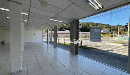Loja para alugar, 332 m² por R$ 7.093,67 - Progresso - Blumenau/SC