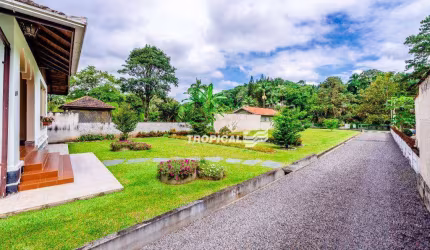 Casa com 4 dormitórios à venda, 268 m² por R$ 1.650.000,00 - Itoupava Seca - Blumenau/SC