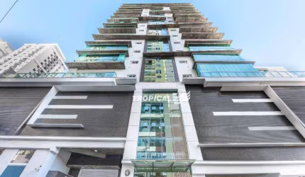Apartamento com 3 dormitórios à venda, 118 m² por R$ 1.400.000,00 - Meia Praia - Itapema/SC