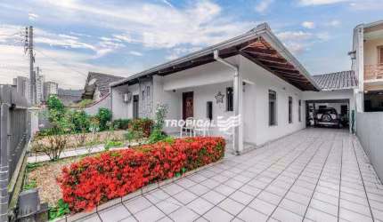 Casa com 4 dormitórios à venda, 114 m² por R$ 1.100.000,00 - Escola Agrícola - Blumenau/SC