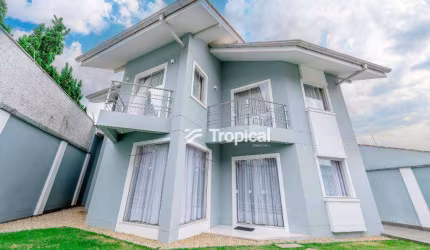 Casa com 3 dormitórios à venda, 217 m² por R$ 1.295.000,00 - Água Verde - Blumenau/SC