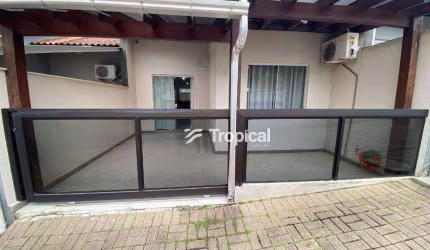 Casa com 2 dormitórios para alugar, 59 m² por R$ 2.032,00/mês - Badenfurt - Blumenau/SC