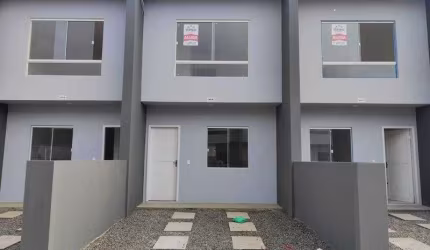 CASA RESIDENCIAL  ARAQUARI - SC