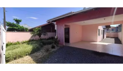 CASA RESIDENCIAL  ARAQUARI - SC