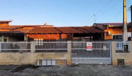 CASA RESIDENCIAL  ARAQUARI - SC