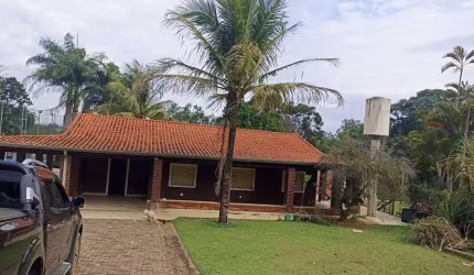 Chacára com 3 dormitórios à venda, 4100 m² por R$ 1.350.000 - Bananal - Campinas/SP