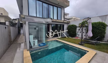 Casa com 3 dormitórios, 330 m² - venda por R$ 2.345.000,00 ou aluguel por R$ 13.540,00/mês - Urbanova - São José dos Campos/SP