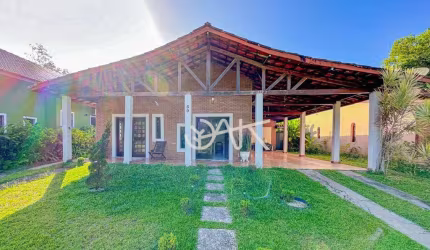 Casa com 4 dormitórios à venda, 214 m² por R$ 1.250.000,00 - Folha Seca - Ubatuba/SP