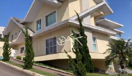Casa com 3 dormitórios à venda, 283 m² por R$ 1.500.000 - Residencial Mantiqueira - São José dos Campos/SP