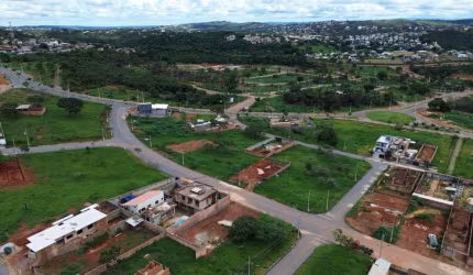 Lote de 398 m² no bairro Vila dos ipês