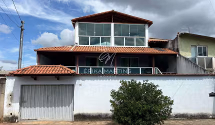 Casa com 6 quartos no bairro Vista alegre