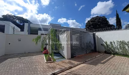 Casa com 3 quartos no bairro Joá