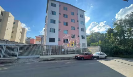 Apartamento com 2 dormitórios à venda, 52 m² por R$ 140.000,00 - Previdenciários - Juiz de Fora/MG