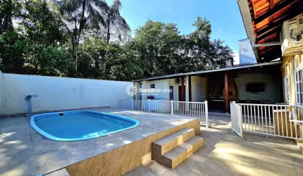 Casa em Condomínio para Venda em Joinville, VILA NOVA, 3 dormitórios, 1 suíte, 3 banheiros, 2 vagas