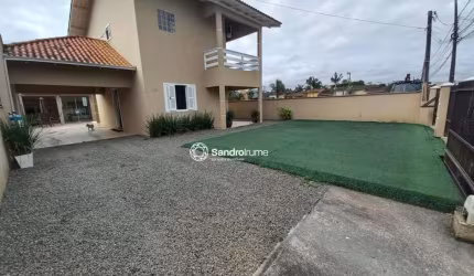 Casa para Venda em Joinville, VILA NOVA, 3 dormitórios, 1 suíte, 3 banheiros, 4 vagas