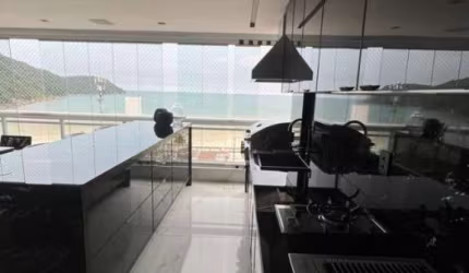PORTEIRA FECHADA - 4 dormitórios sendo 3 suíte - 3 vagas privativas - lazer de clube - fino acabamento. ELEVADOR PRIVATIVO