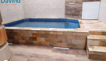 880mil - Sobrado novo, 3 suítes, espaço gourmet com piscina. 450m da praia da ocian.