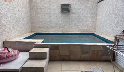 875mil à vista, Lindo Sobrado de 03 dormitórios, 02 suítes, piscina, área gourmet, à 450 metros da praia. Porteira fechada!!