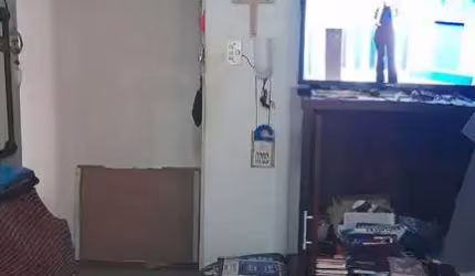 Apartamento  BOQUEIRÃO 1 quarto , sala,  cozinha, banheiro, 1 vaga de garagem, elevador a 200 metros da praia.  R$ 275.000,00