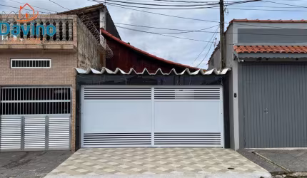 275MIL DE ENTRADA SALDO DIRETO - CASA GEMINADA 2 DORMITÓRIOS 1 SUITE - QUINTAL