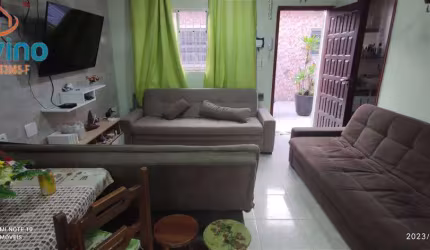 CASA TÉRREA EM CONDOMINIO 200 METROS DA PRAIA DO JARDIM REAL