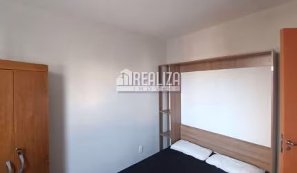 Apartamento com 2 Quarto(s) e 1 banheiro(s) para Alugar, 60 m² por R$ 2556 / Mês