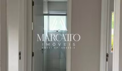 Apartamento com 2 Quarto(s) e 1 banheiro(s) para Alugar, 40 m² por R$ 1200 / Mês