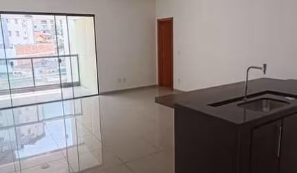 Apartamento com 3 Quarto(s) e 2 banheiro(s) para Alugar, 116 m² por R$ 2640 / Mês