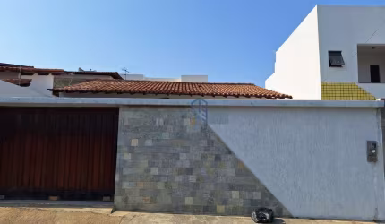 Casa com 4 quartos à venda na Lourival Cairo, 290, Recreio, Vitória da Conquista por R$ 690.000