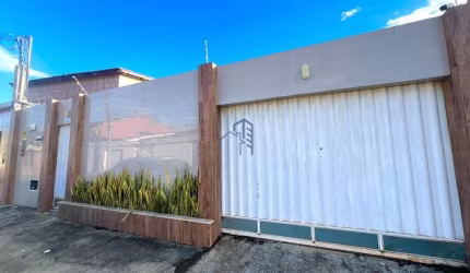 Casa com 3 quartos à venda na Doutor Parmênio Ferreira da Silva, 625, Felícia, Vitória da Conquista por R$ 530.000