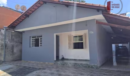 Casa com 2 dormitórios à venda, 229 m² por R$ 450.000 - Vila Nova São Roque - São Roque/SP