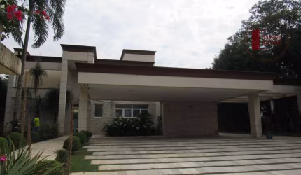 Linda casa em condomínio  Fazendinha  na Granja Viana - venda ou locação