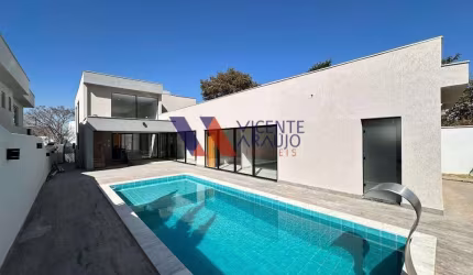 Casa ampla com três suites e piscina a venda, condomínio Ouro Verde em Betim.