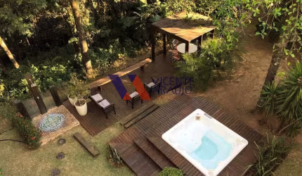 COMPRAR / VENDER / CASA EM CONDOMÍNIO / CONDOMÍNIO MONTSERRAT / BETIM/MG