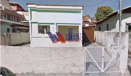 Casa comercial à venda no bairro Centro