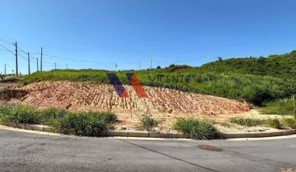 Lote à venda em condomínio, região central de Betim.