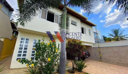 Casa de 4 quartos à venda no bairro Ingá Alto Betim.