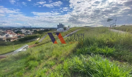 Lote à venda no Condomínio Horizontes, em Betim.