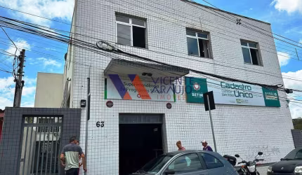 Prédio/Casa comercial - Salas com estacionamento Centro Betim/MG