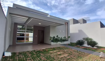 Casa Nova,Moderna com Painel Solar