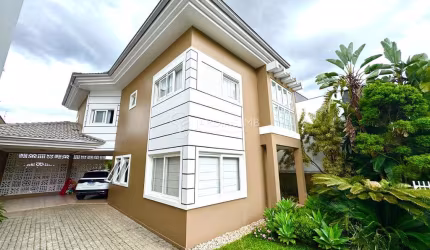 CASA EM CONDOMÍNIO FECHADO NO GLÓRIA
