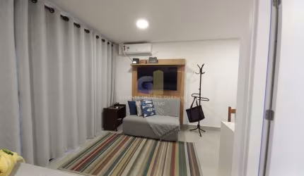 Apartamento para Venda em Guarujá, Enseada, 1 dormitório, 1 banheiro, 1 vaga