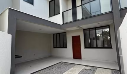 Moderno Duplex no Ouro Verde