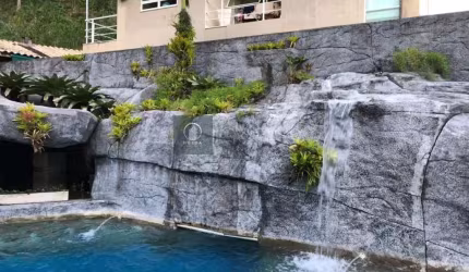 Casa Alto Padrão para Venda em Itaipu Niterói-RJ