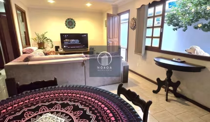Raridade, casa à venda na Várzea, independente e plana.