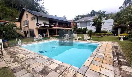 Casa Alto Padrão em Carlos Guinle, Teresópolis/RJ