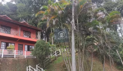 Casa Geminada em Iucas, Teresópolis/RJ