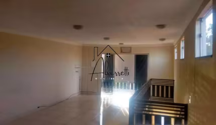 Casa com 230 m&#178;, 5 quartos no bairro Jardim Sonia.